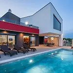 Lu By Interhome * Marčana