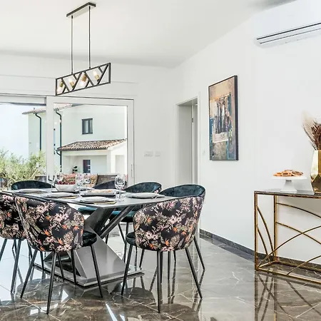 Lu By Interhome Villa *