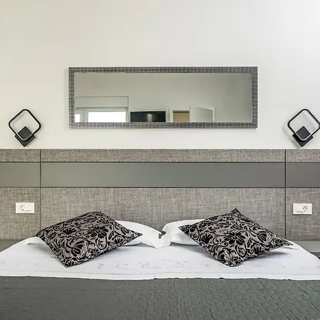 Lu By Interhome *