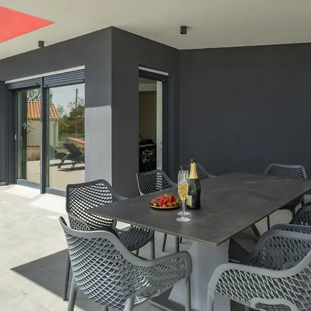 Vila Lu By Interhome